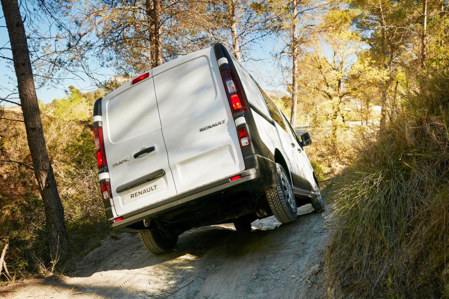  Renault Trafic X-Track 2016 года  (фото 5 из 11)